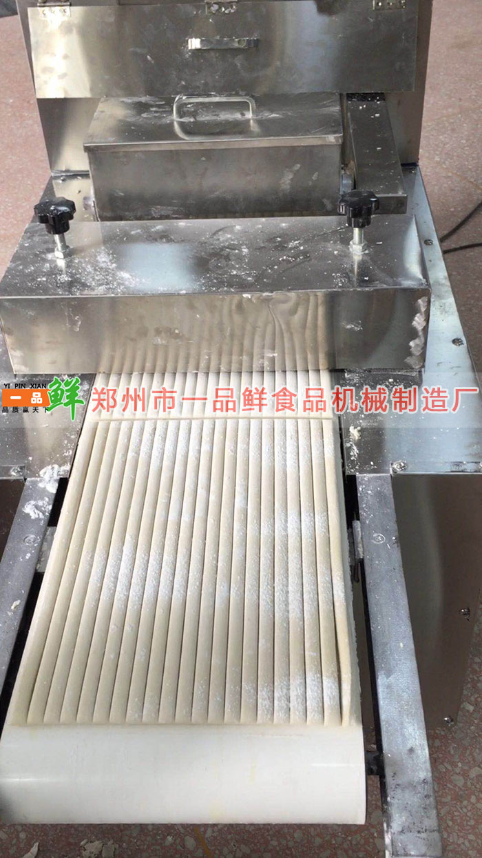 板面機(板面成型機)(圖4) 板面搓條機